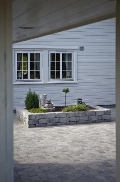 Aaltvedt Rådhus belegningsstein 1/1 gråmix