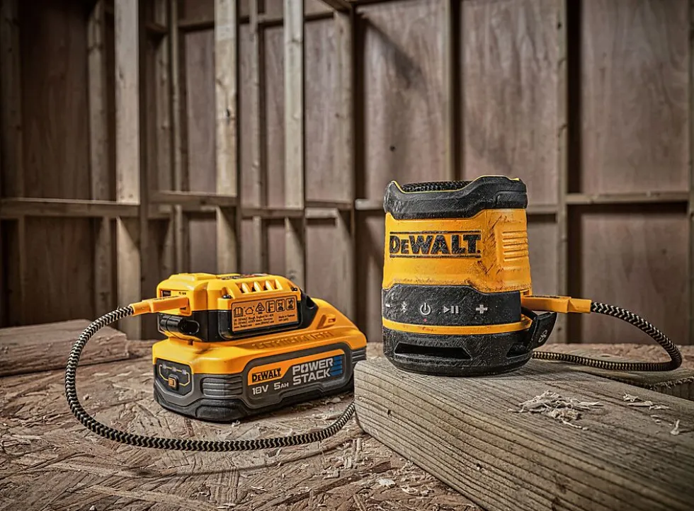 DEWALT USB-C DCR009 Høyttaler med Bluetooth funksjon