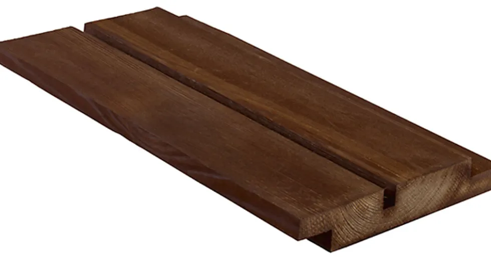 Dobbelfalset kledning furu 21x148 90° med spor