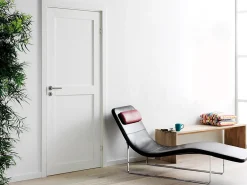 Dør unique 02l 9x21 hvit malt moderne fyllingsdør