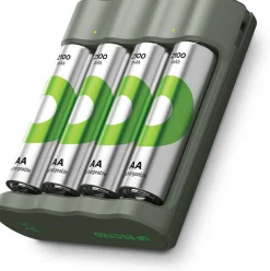 GP Recyko Everyday batterilader B441 + 4xAA 210mAh NiMH-batt