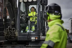 Hørselvern bluetooth hjelmfeste