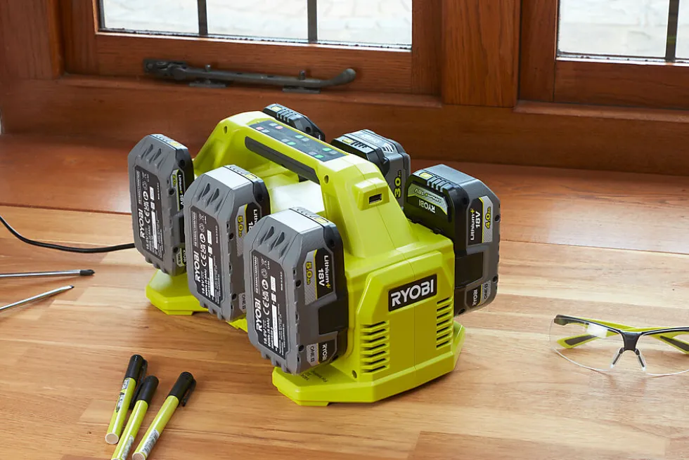 Lader multi 18 volt 4,0 Amp/t