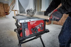 Milwaukee bordsag M18 FUEL 210 mm