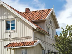 Rektangulær kledning 19x148 mm grunnet gran