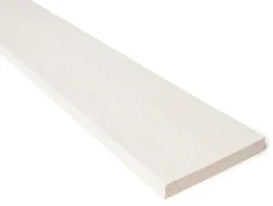 Rektangulær kledning 19x148 mm grunnet gran
