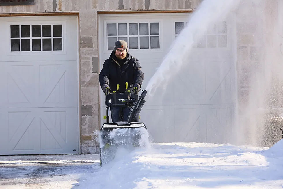 Ryobi snøfreser RY36STX61A-260F batteridrevet