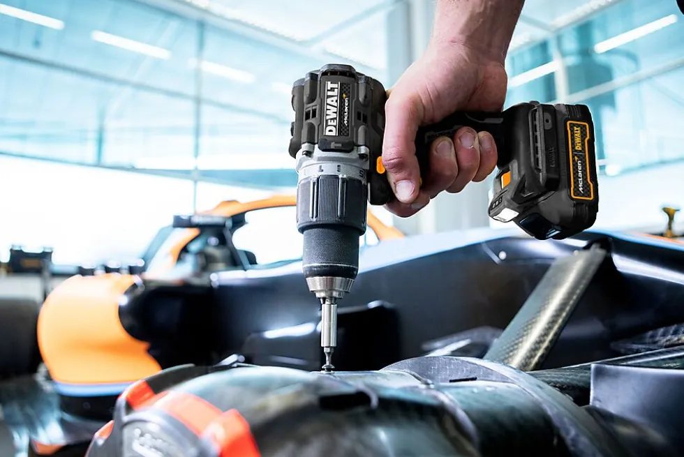 Slagdrill 18V XR 90 Nm limited edition