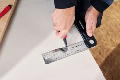 Smygvinkel Quattro justerbar 25 cm