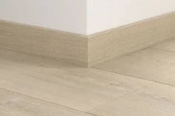 Sokkellist laminat 12x58 mm Pure Mist Oak dekor 04764