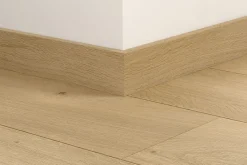 Sokkellist laminat 12x58 mm Select Beige Oak dekor 04750