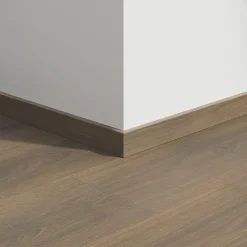 Sokkellist MDF York Oak 2,4 m