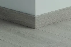 Sokkellist vinyl 2400x12x58mm grey valley oak