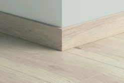 Sokkellist vinyl 2400x12x58mm grey valley oak