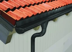 Takrenne plast 3 meter 10 sort
