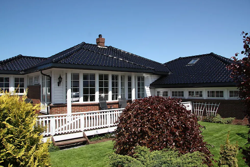 Takstein vhv vario sort gl 738 forbruk 14,6-16,1 stk/m2 koramic
