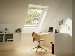 Takvindu midthengslet 114x140 cm vedlikeholdsfritt 3 lags isolerglass