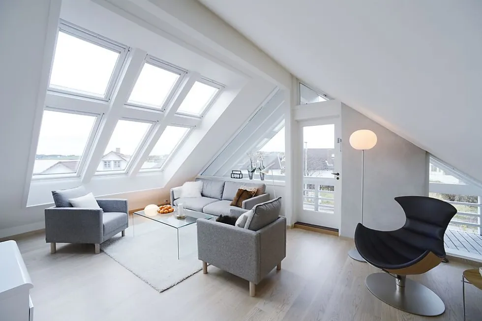 Takv mh 78x160 hvitmalt 3-lags gl velux midthengslet 3-lags glass