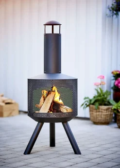 Utepeis m/skorstein dan grill