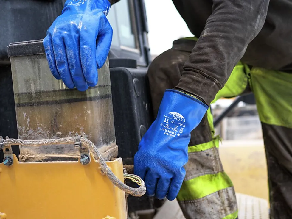 Vinterhanske 7350 str. 9