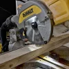1800W Kapp-/gjærsag DWS777